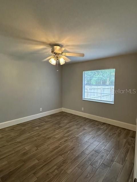 В аренду: $1,750 (2 спален, 2 ванн, 975 Квадратных фут)