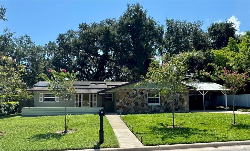 Recently Sold: $550,000 (3 beds, 2 baths, 1650 Square Feet)