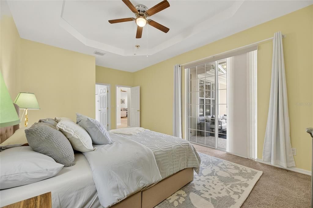 Active With Contract: $292,000 (2 beds, 2 baths, 1546 Square Feet)