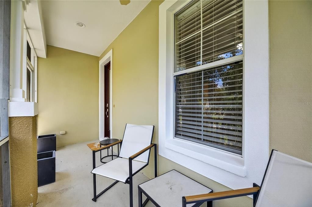 Active With Contract: $292,000 (2 beds, 2 baths, 1546 Square Feet)