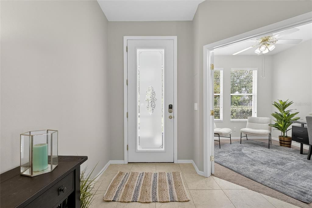 Active With Contract: $292,000 (2 beds, 2 baths, 1546 Square Feet)