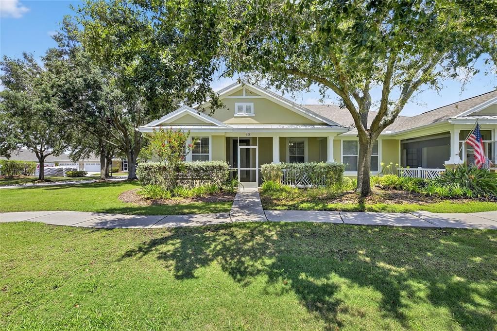 Active With Contract: $292,000 (2 beds, 2 baths, 1546 Square Feet)