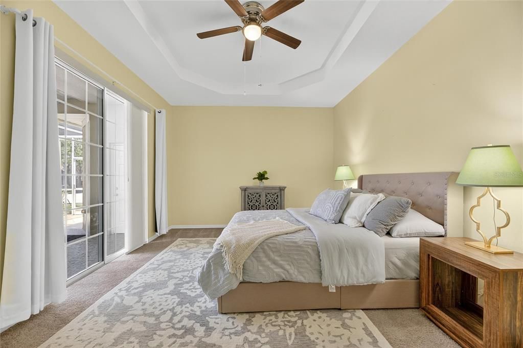 Active With Contract: $292,000 (2 beds, 2 baths, 1546 Square Feet)