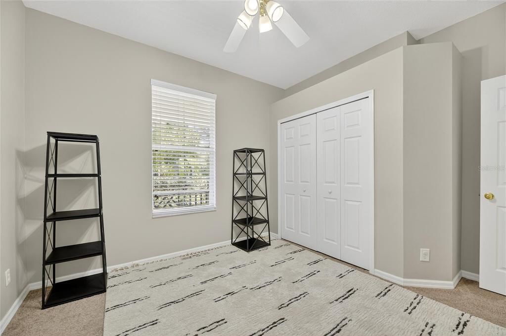 Active With Contract: $292,000 (2 beds, 2 baths, 1546 Square Feet)