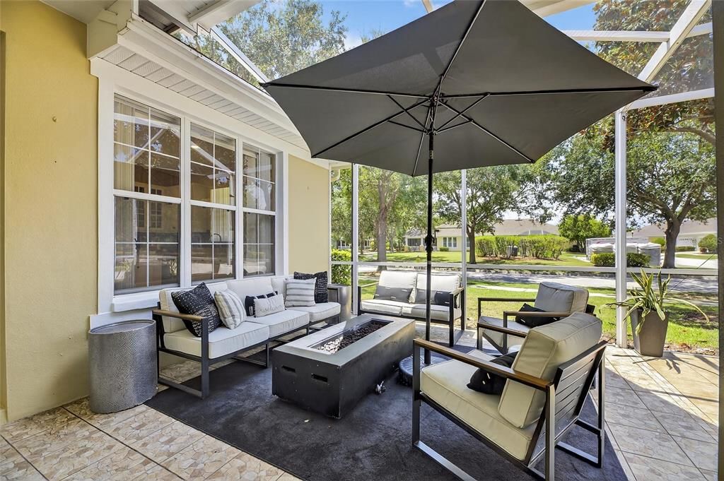 Active With Contract: $292,000 (2 beds, 2 baths, 1546 Square Feet)