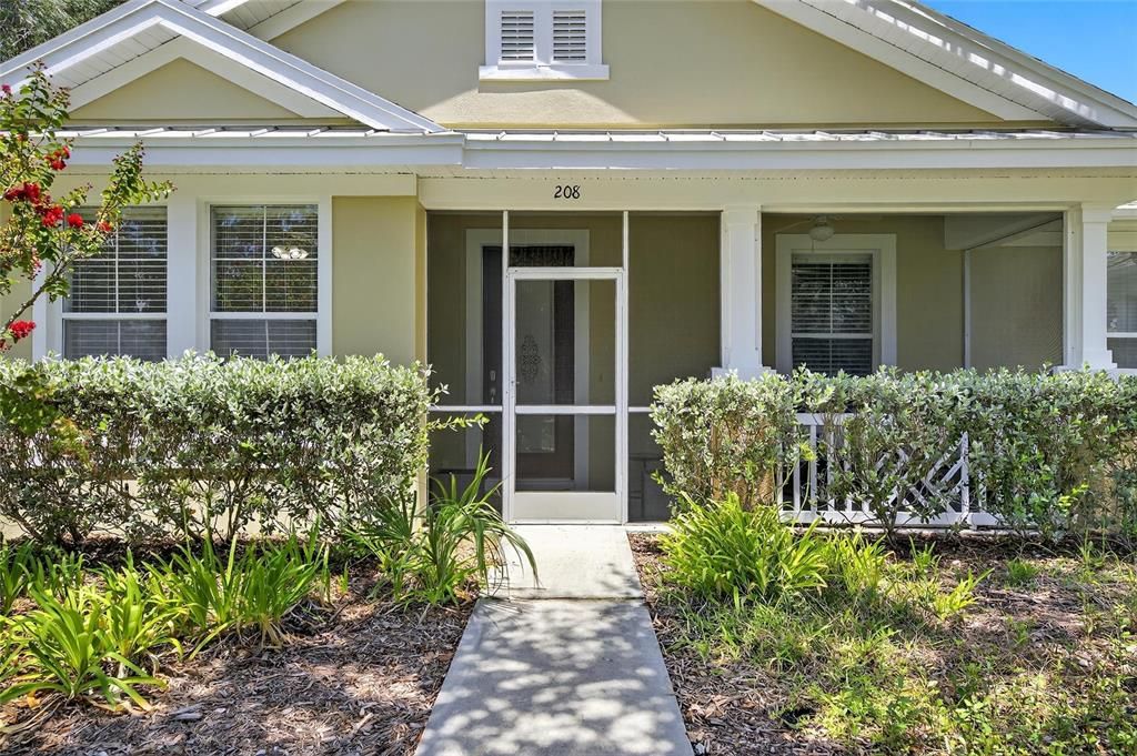 Active With Contract: $292,000 (2 beds, 2 baths, 1546 Square Feet)