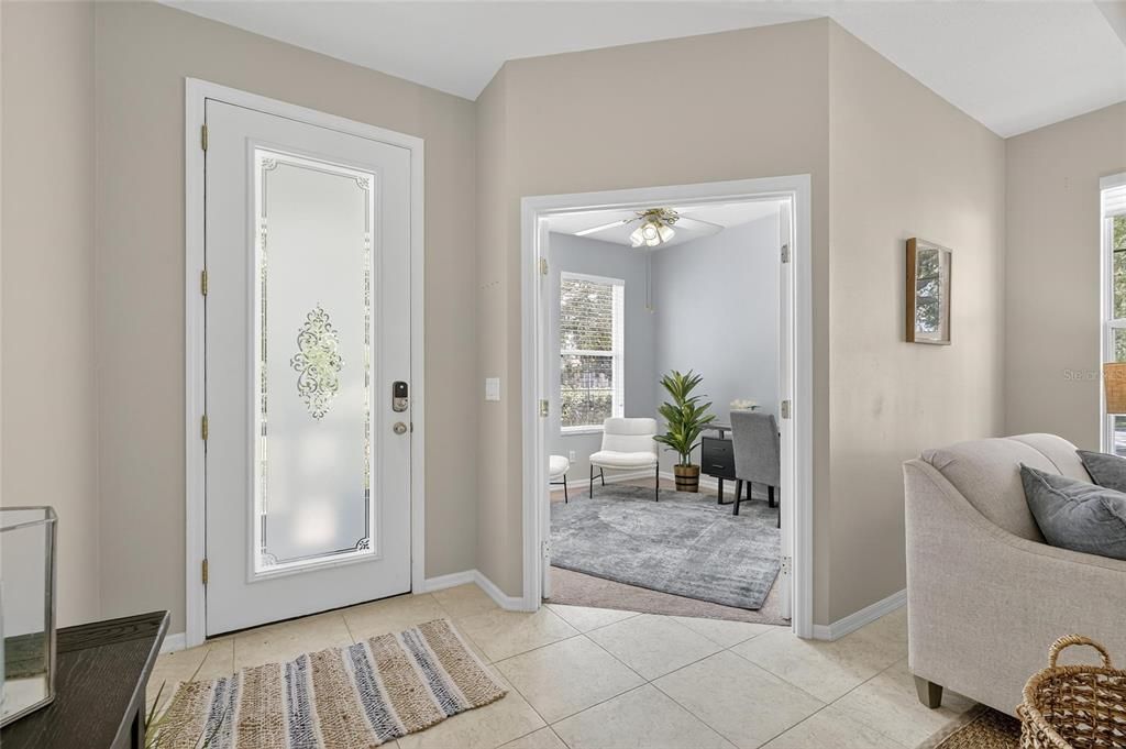 Active With Contract: $292,000 (2 beds, 2 baths, 1546 Square Feet)