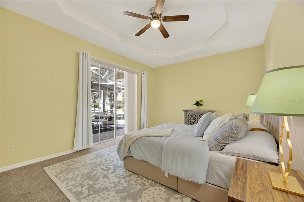 Active With Contract: $292,000 (2 beds, 2 baths, 1546 Square Feet)