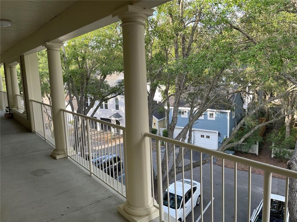 Recently Rented: $1,675 (2 beds, 2 baths, 1122 Square Feet)