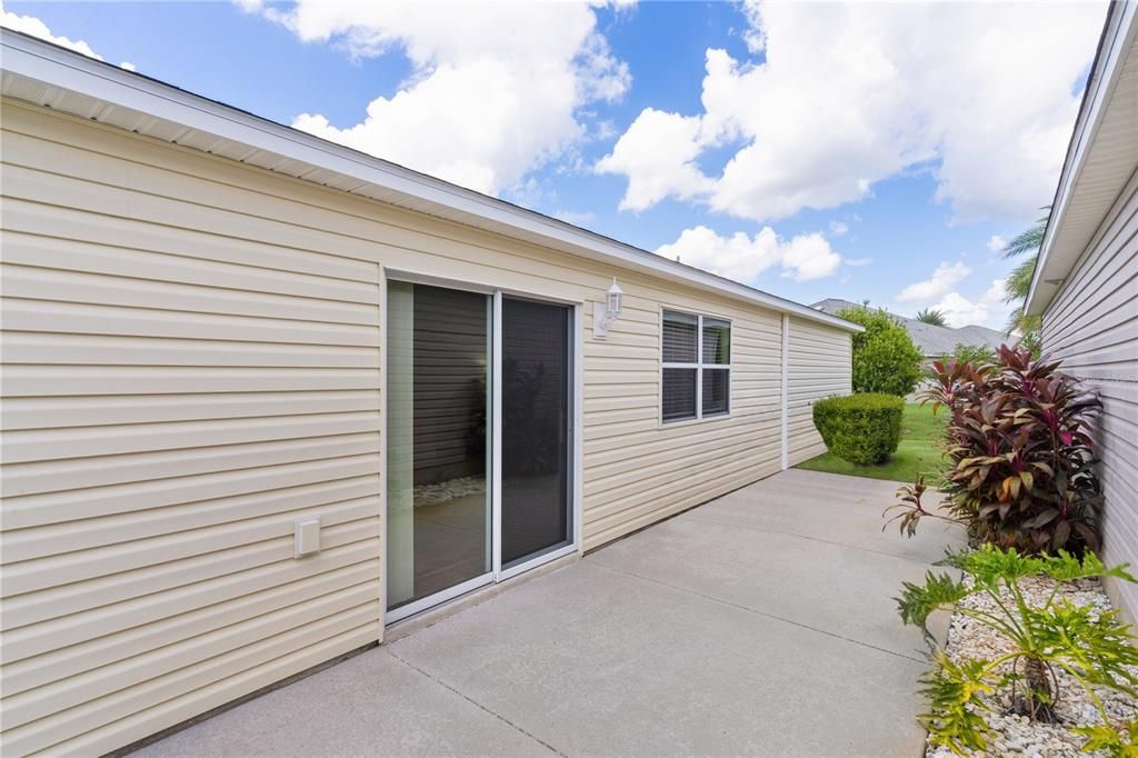 Activo con contrato: $275,000 (2 camas, 2 baños, 1188 Pies cuadrados)