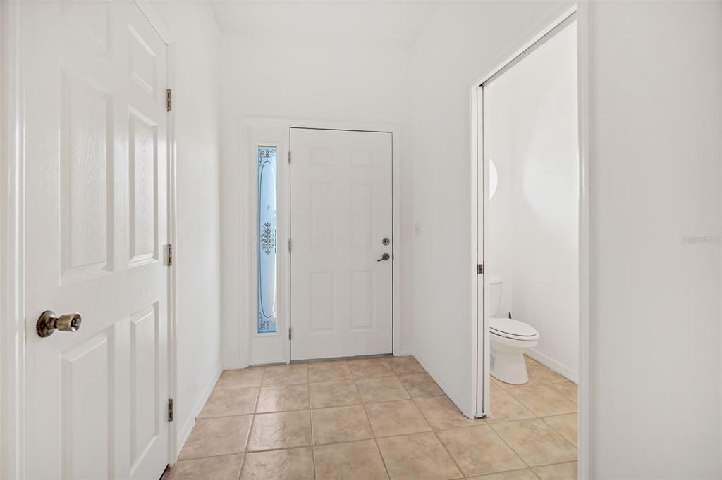 На продажу: $359,000 (3 спален, 2 ванн, 1674 Квадратных фут)