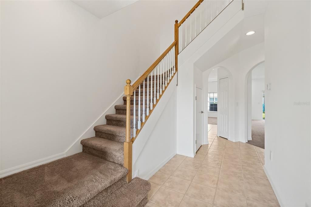 На продажу: $359,000 (3 спален, 2 ванн, 1674 Квадратных фут)