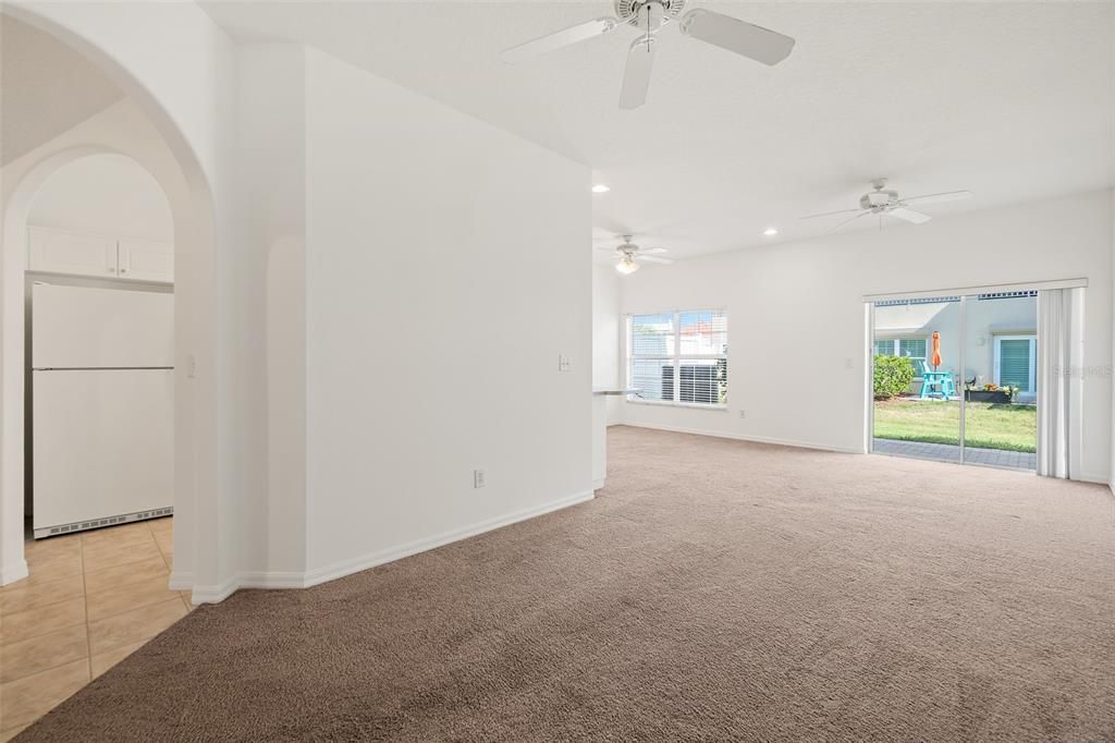 На продажу: $359,000 (3 спален, 2 ванн, 1674 Квадратных фут)