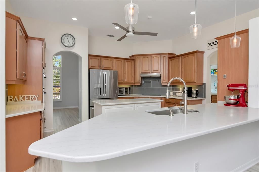 For Sale: $544,900 (5 beds, 3 baths, 3249 Square Feet)