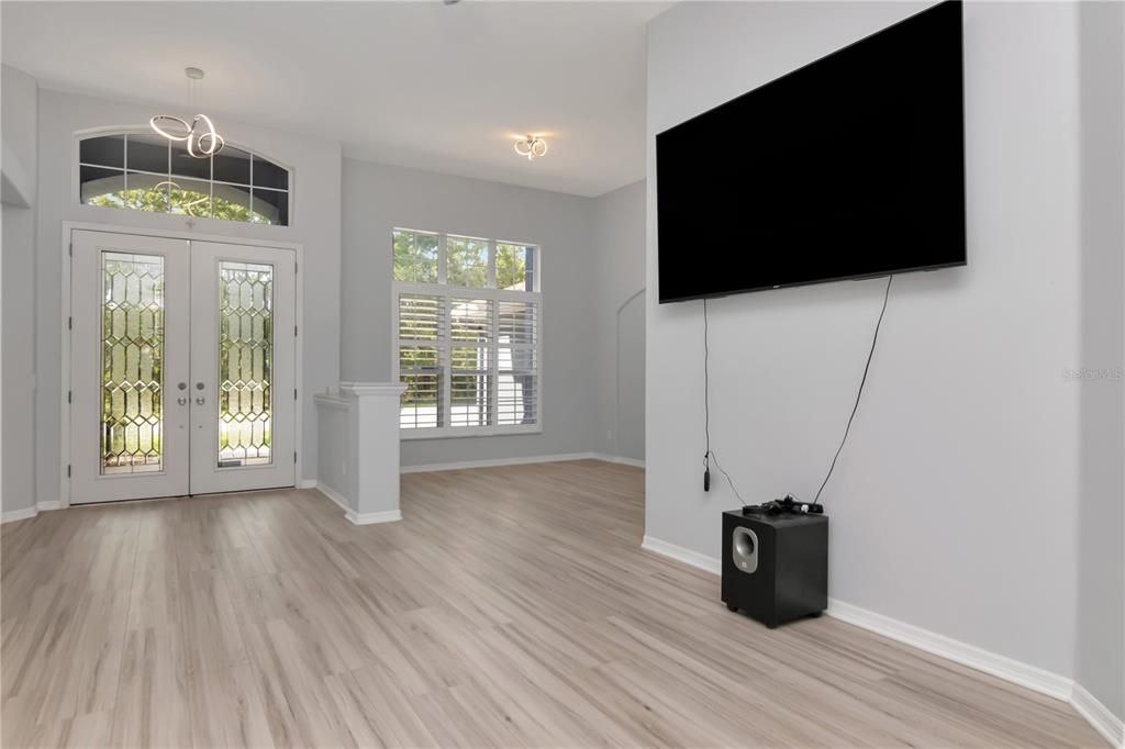 For Sale: $544,900 (5 beds, 3 baths, 3249 Square Feet)