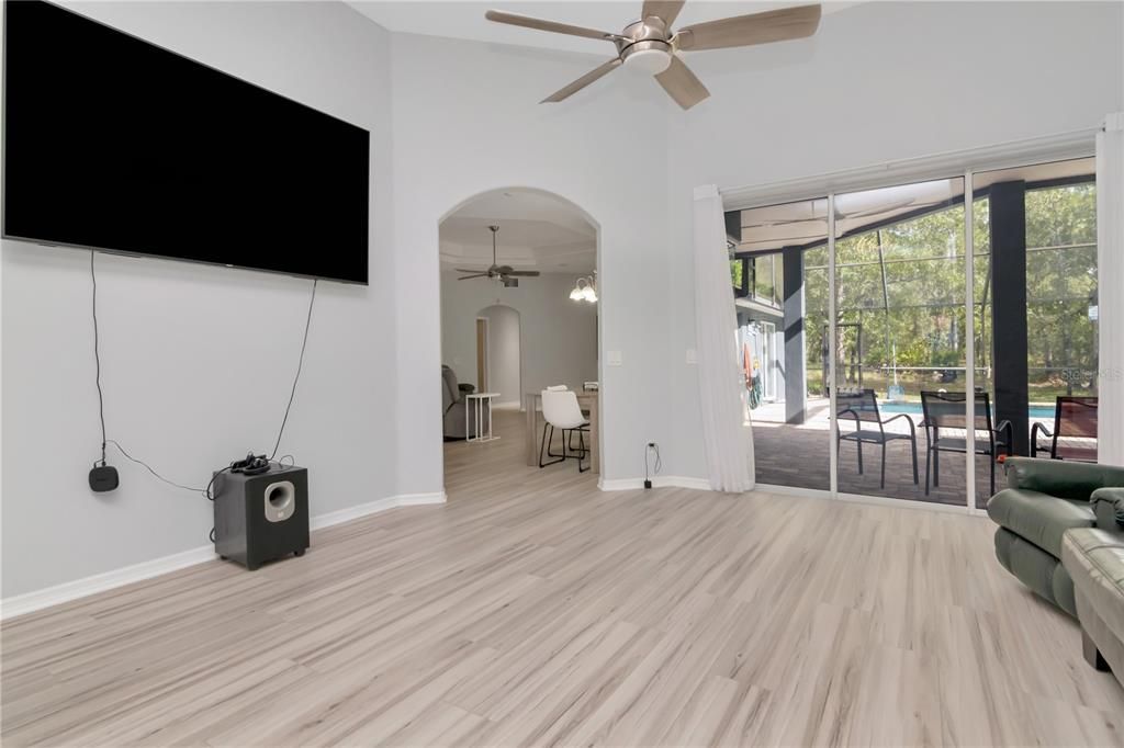 For Sale: $544,900 (5 beds, 3 baths, 3249 Square Feet)