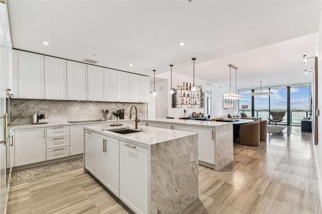 En Renta: $20,000 (3 camas, 2 baños, 2404 Pies cuadrados)