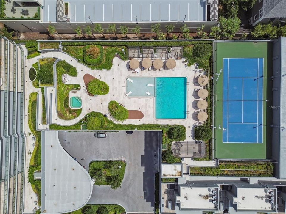 En Renta: $20,000 (3 camas, 2 baños, 2404 Pies cuadrados)