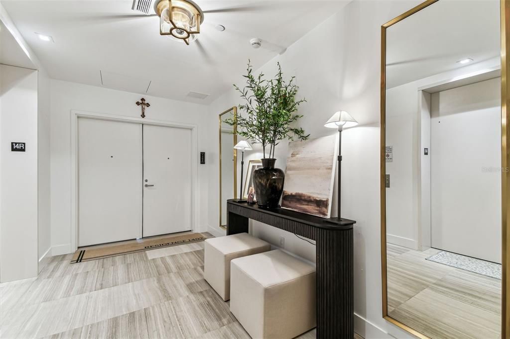 En Renta: $20,000 (3 camas, 2 baños, 2404 Pies cuadrados)