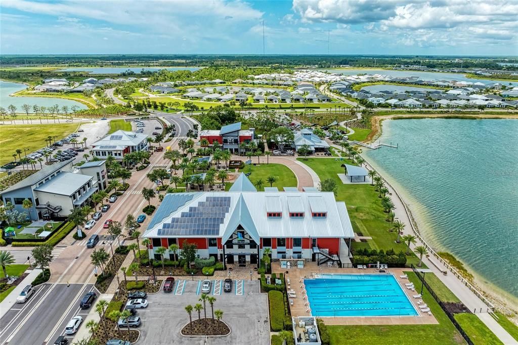 En Venta: $565,000 (3 camas, 3 baños, 2448 Pies cuadrados)