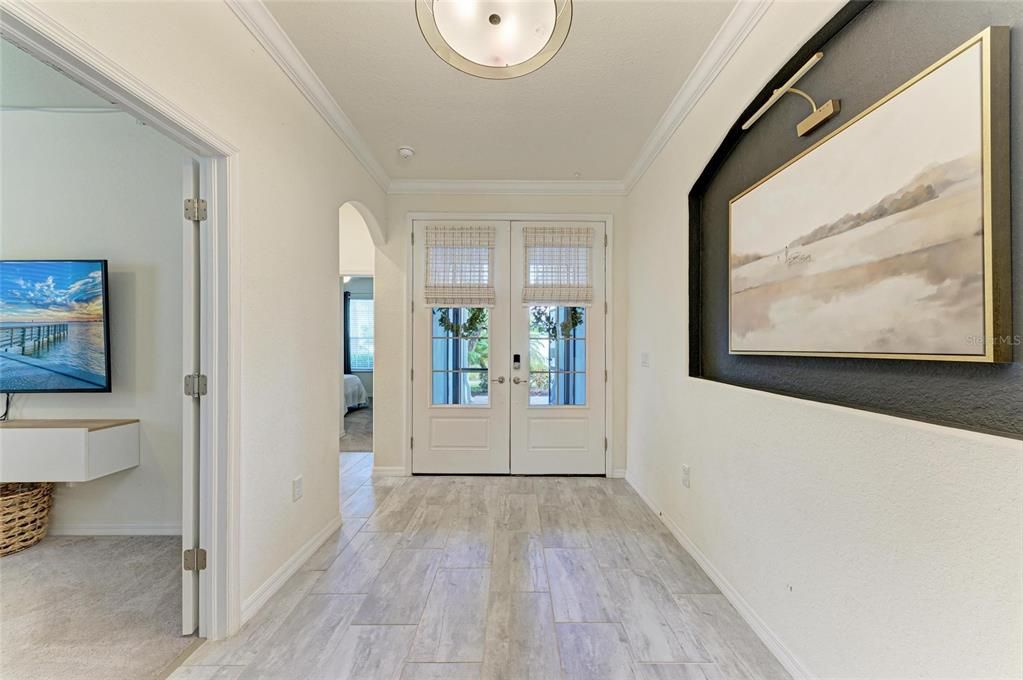 En Venta: $565,000 (3 camas, 3 baños, 2448 Pies cuadrados)