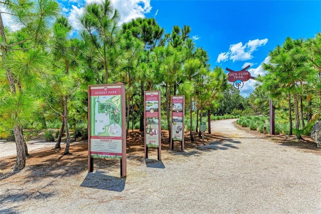 En Venta: $565,000 (3 camas, 3 baños, 2448 Pies cuadrados)