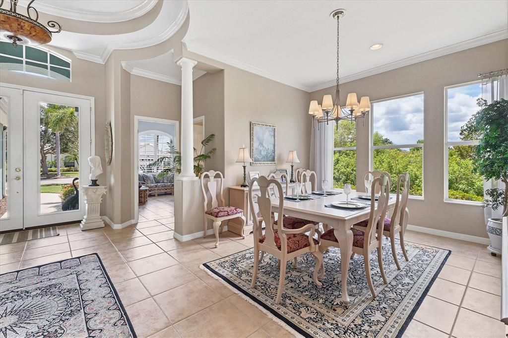 En Venta: $599,500 (3 camas, 2 baños, 2542 Pies cuadrados)