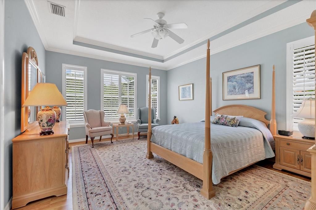 En Venta: $599,500 (3 camas, 2 baños, 2542 Pies cuadrados)
