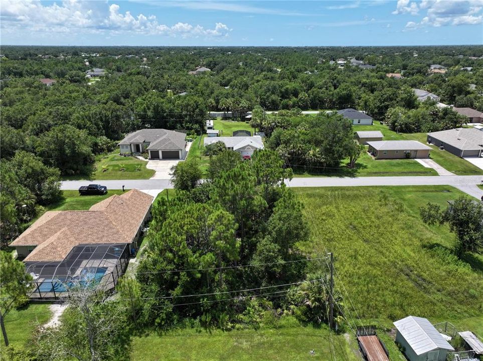 Activo con contrato: $19,900 (0.23 acres)