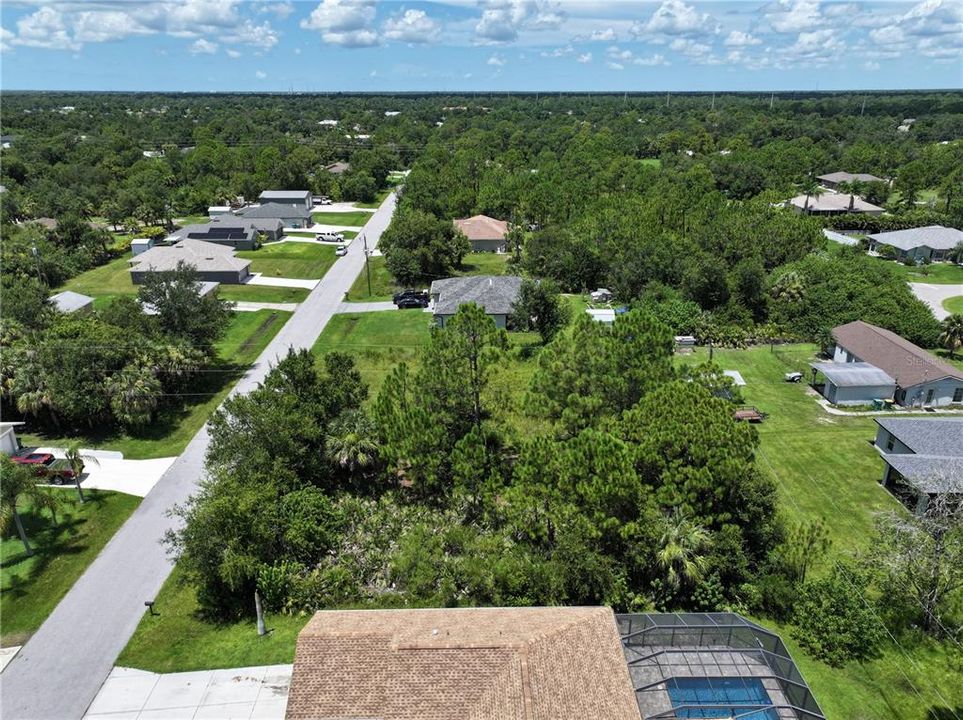 Activo con contrato: $19,900 (0.23 acres)