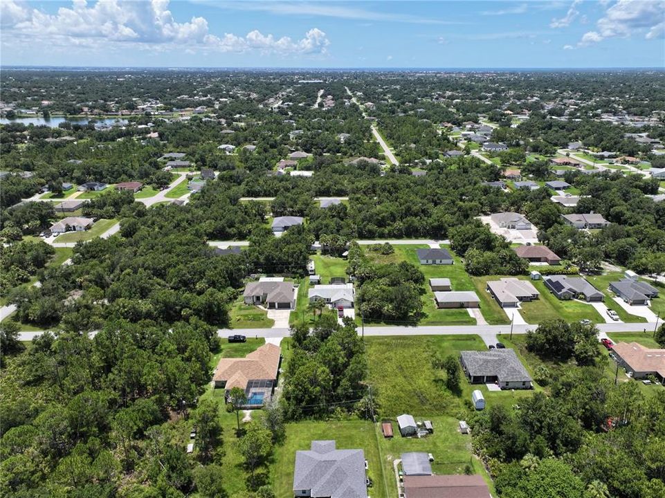 Activo con contrato: $19,900 (0.23 acres)