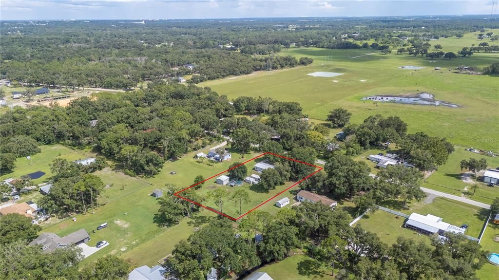 Activo con contrato: $265,000 (4 camas, 2 baños, 1512 Pies cuadrados)