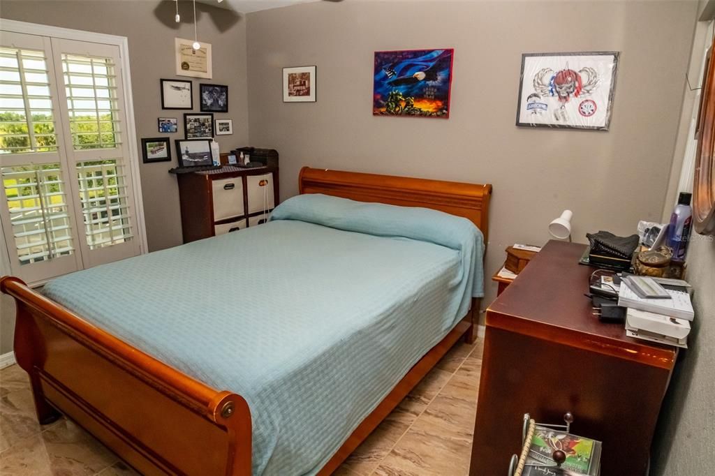 待售: $175,000 (2 贝兹, 2 浴室, 1205 平方英尺)