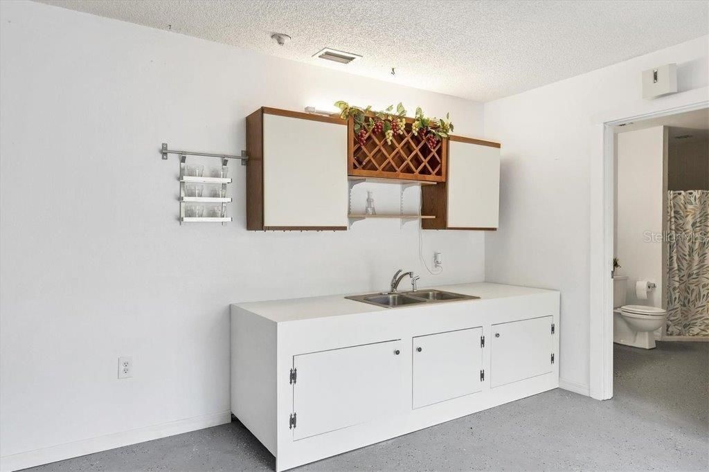 На продажу: $1,495,000 (4 спален, 3 ванн, 2165 Квадратных фут)