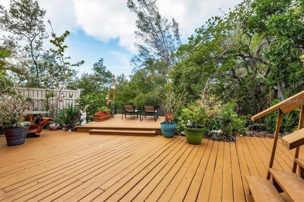 На продажу: $1,495,000 (4 спален, 3 ванн, 2165 Квадратных фут)