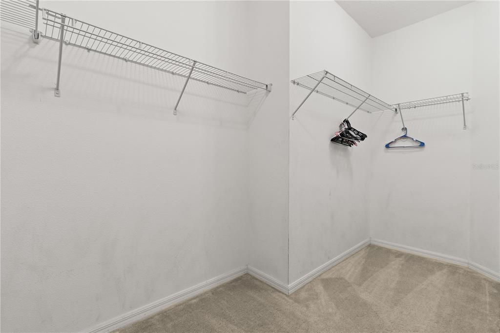 For Sale: $665,000 (7 beds, 7 baths, 3565 Square Feet)