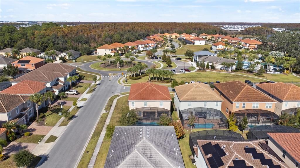 For Sale: $665,000 (7 beds, 7 baths, 3565 Square Feet)