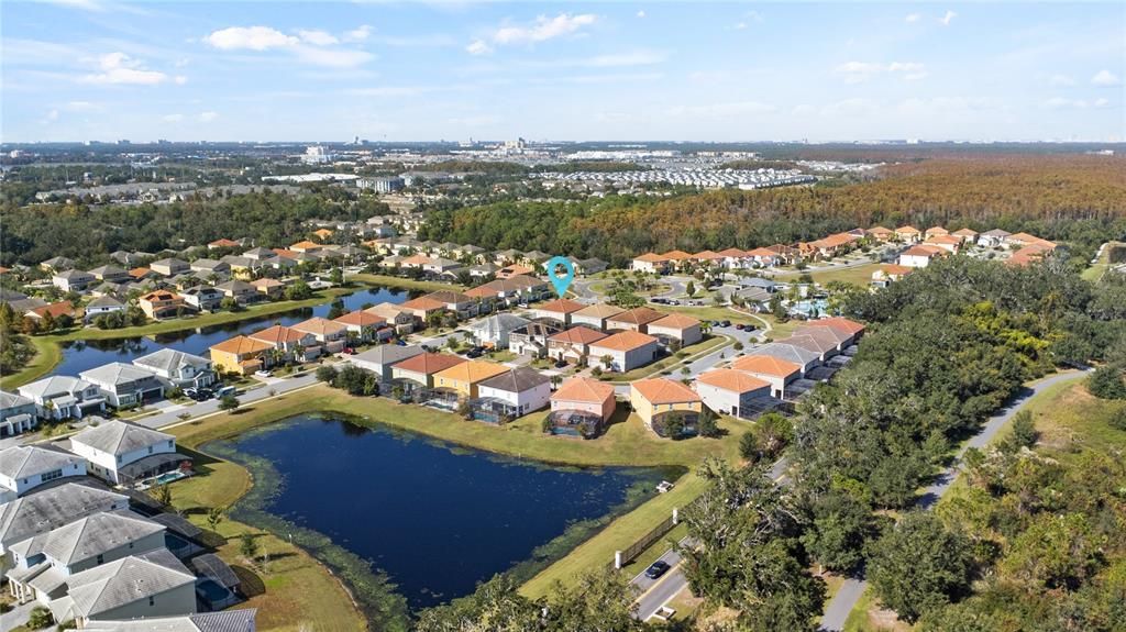 For Sale: $665,000 (7 beds, 7 baths, 3565 Square Feet)