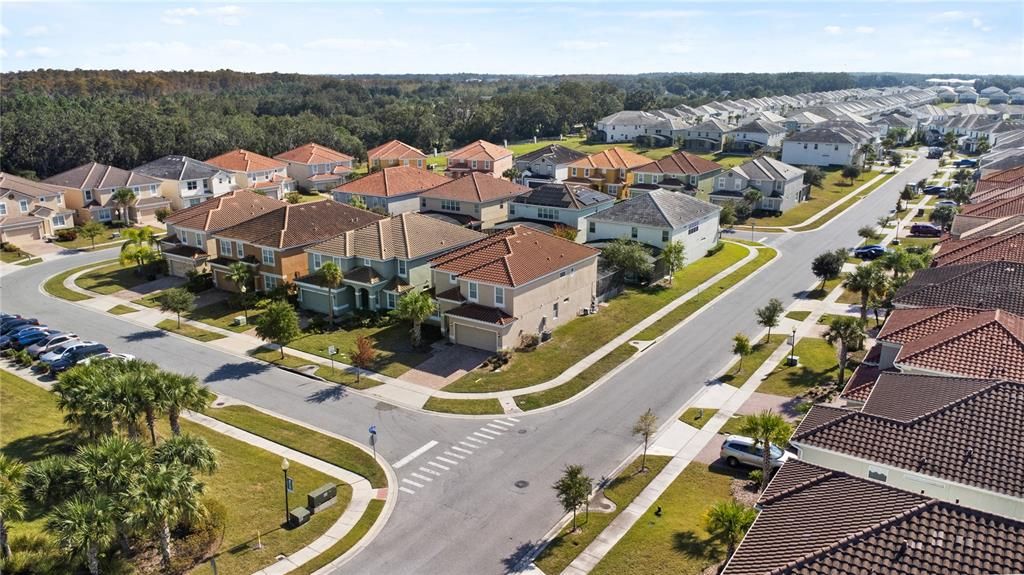 For Sale: $665,000 (7 beds, 7 baths, 3565 Square Feet)