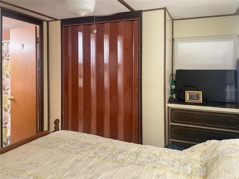 待售: $48,000 (1 贝兹, 1 浴室, 480 平方英尺)