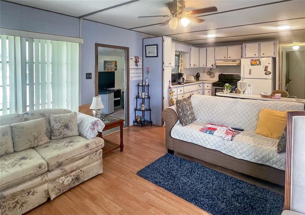 待售: $48,000 (1 贝兹, 1 浴室, 480 平方英尺)