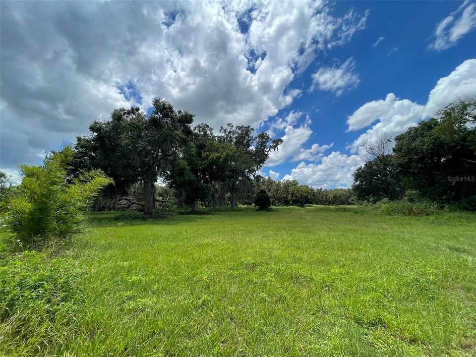 En Venta: $425,000 (4.31 acres)