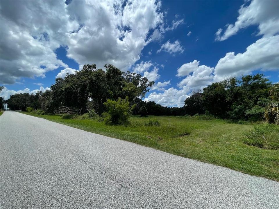 En Venta: $425,000 (4.31 acres)