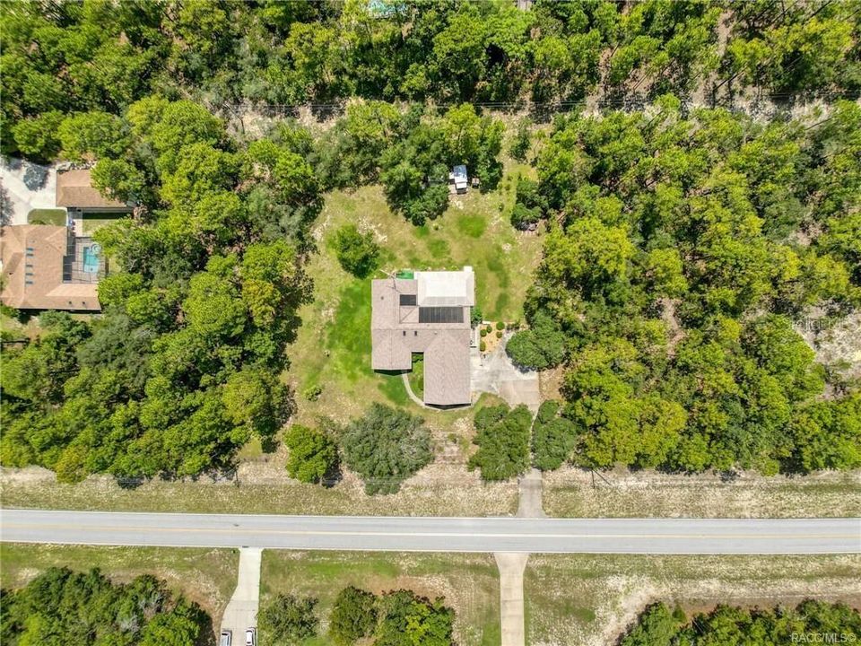 待售: $420,000 (3 贝兹, 2 浴室, 2228 平方英尺)