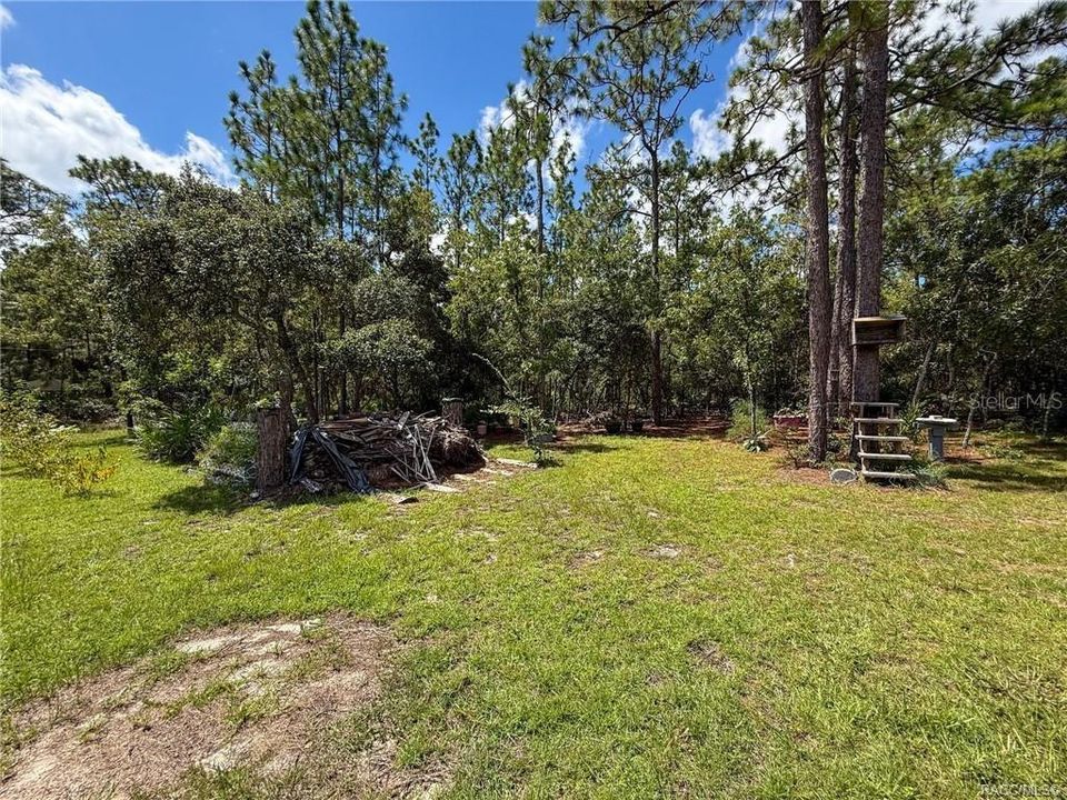 待售: $420,000 (3 贝兹, 2 浴室, 2228 平方英尺)