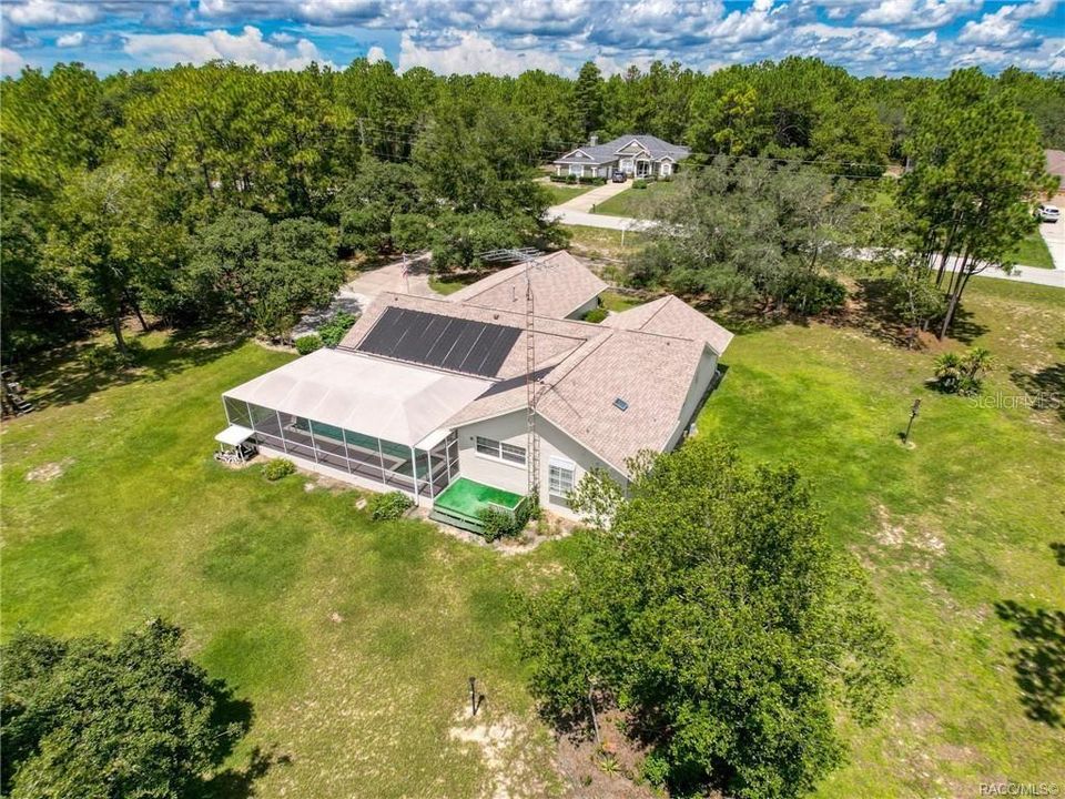 待售: $420,000 (3 贝兹, 2 浴室, 2228 平方英尺)