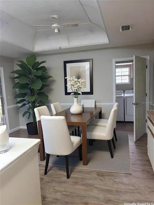 待售: $420,000 (3 贝兹, 2 浴室, 2228 平方英尺)