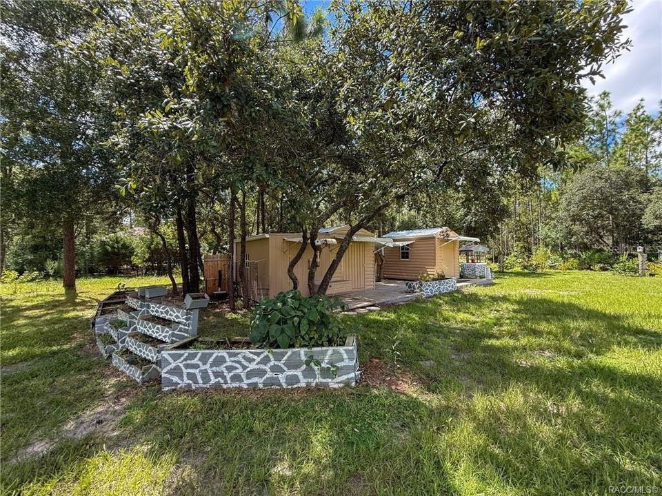 待售: $420,000 (3 贝兹, 2 浴室, 2228 平方英尺)