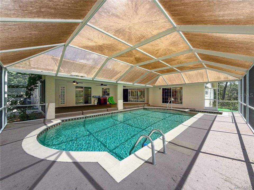 待售: $420,000 (3 贝兹, 2 浴室, 2228 平方英尺)