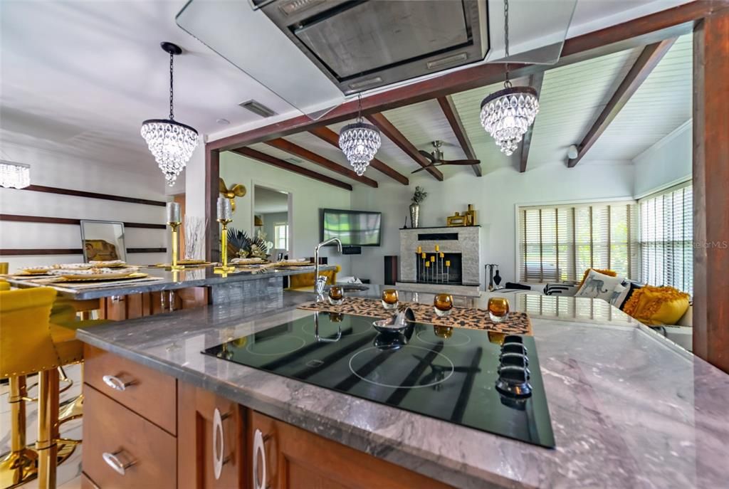 En Renta: $10,000 (3 camas, 3 baños, 2286 Pies cuadrados)